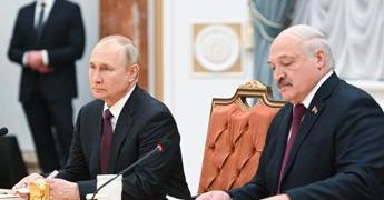Bielorussia, Lukashenko: “Da oggi dispiegati missili S-400 e Iskander”