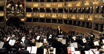 Capodanno, Daniel Harding dirige il tradizionale Concerto alla Fenice