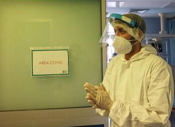 Covid oggi Calabria, 604 contagi e un morto: bollettino 16 dicembre