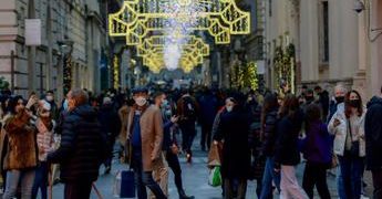 Covid oggi Lazio, 2.565 nuovi casi e 3 morti: a Roma 1.340 contagi