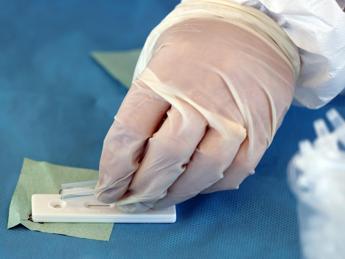 Covid oggi Toscana, 181 contagi e 3 morti: bollettino 26 dicembre