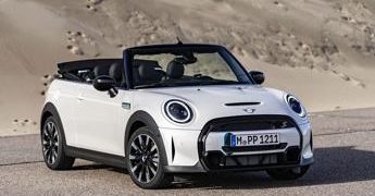 MINI Cabrio Seaside Edition: dotazione esclusiva per la open