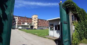 Milano, evasione da carcere minorile Beccaria: 7 detenuti fuggono