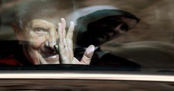 Morto Benedetto XVI, Ratzinger e la passione per i gatti
