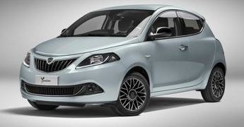 Nuova Lancia Ypsilon 2023: sempre più connessa e sostenibile