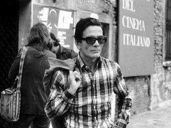 Pasolini, legale famiglia: “Ipotesi furto e banda Magliana? Ci sono elementi, fu trappola”