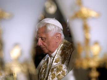 Ratzinger, nel ’91 Wojtyla andò a trovarlo alla clinica Pio XI dove era ricoverato