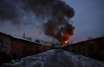 Russia: “Raid su fabbrica droni Kiev”. Ucraina: “Strage di russi a Bakhmut”