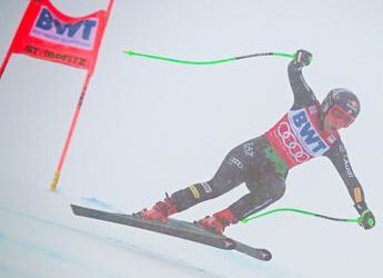 Sofia Goggia, intervento alla mano dopo infortunio: come sta, ultime news