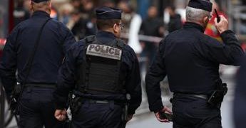 Sparatoria a Parigi, il killer: “Ho agito per razzismo”