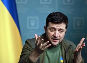 Ucraina, Zelensky: “Inferno nel Donbass, Russia ha distrutto Bakhmut”