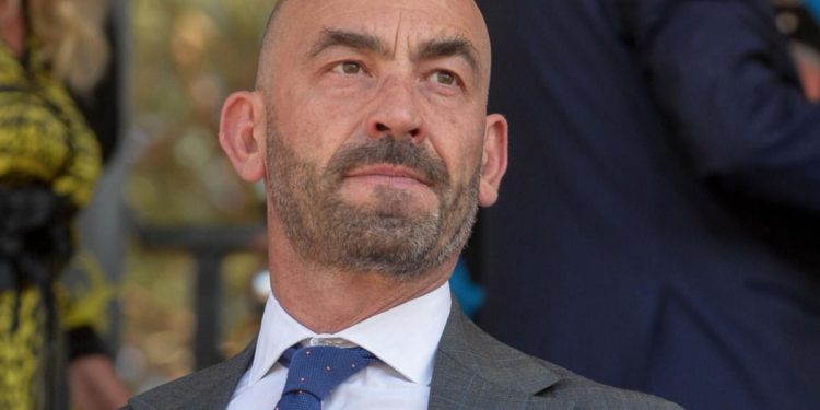 Lombardia, Bassetti su Pregliasco: “Virologi schierati tutti a sinistra”