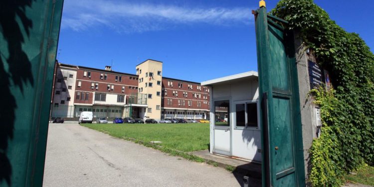 Milano, evasione da carcere minorile Beccaria: 7 detenuti fuggono