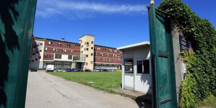 Evasione Beccaria, rintracciati ultimi due detenuti