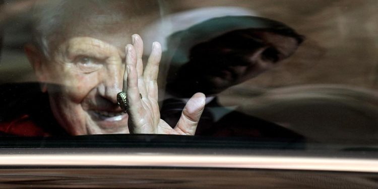 Ratzinger e la passione per i gatti