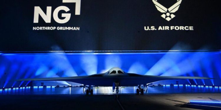 Usa, ecco il nuovo bombardiere stealth nucleare