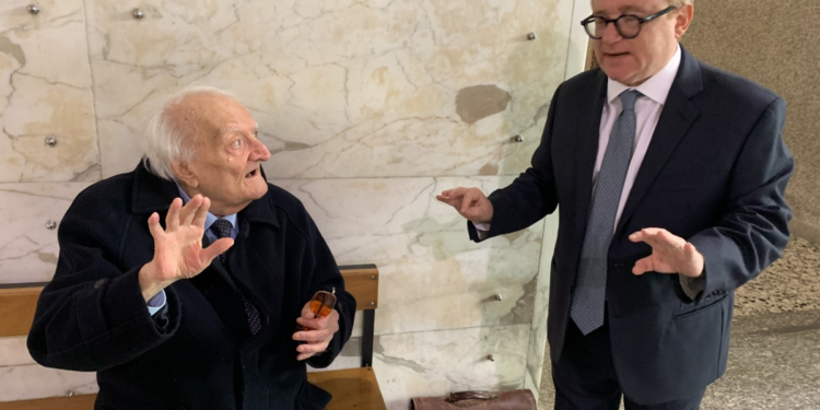 Legale Contrada: “Dalla Procura generale solo fumo negli occhi, una persecuzione”