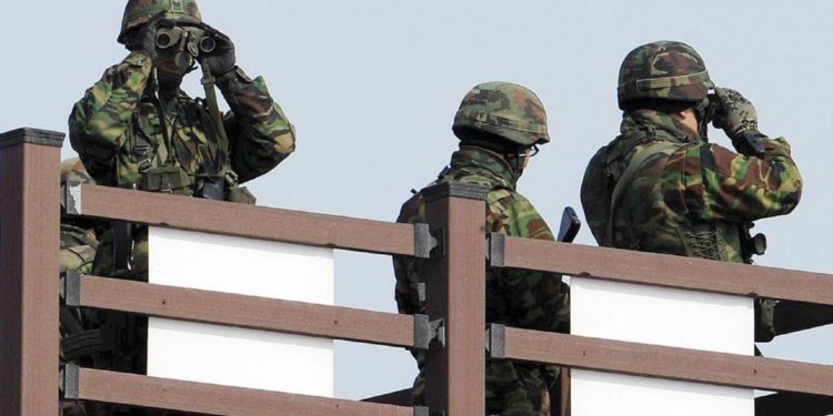 Corea del Sud, droni nordcoreani violano spazio aereo: sparati colpi d’avvertimento