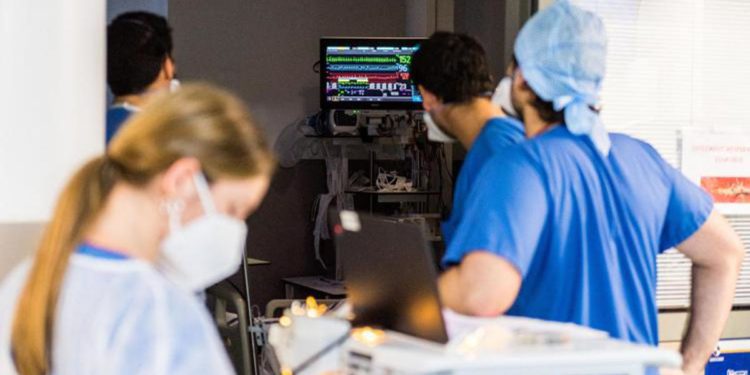 Covid Italia, da 9 a 10 le regioni con ricoveri sopra al 15%