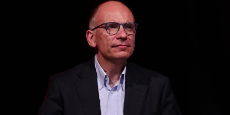 Manovra 2023, Letta: “Governo ritiri scudo penale”