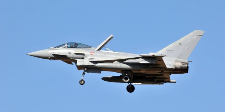 Aereo militare precipitato vicino a Trapani, recuperato corpo pilota