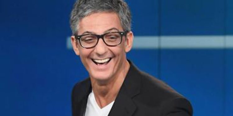 Fiorello ‘spoilera’ ospiti prima puntata ‘Viva Rai2’