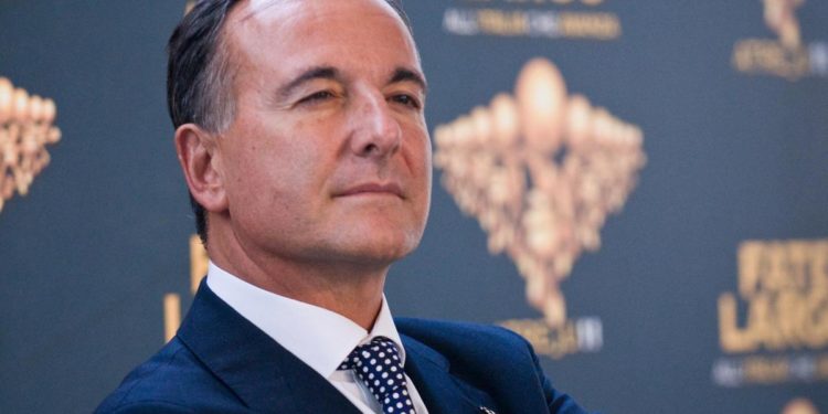 Frattini, oggi la camera ardente: funerali di stato domani a Roma