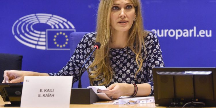 Qatargate, media: “Kaili confessa, Panzeri accusa Tarabella”