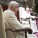 Morte Ratzinger, quando Francesco ricordò: “Mi diede scatola con casi corruzione e disse ‘ora tocca a te'”