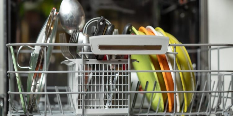 Bonus mobili, nel 2023 si dimezza: ultimi giorni per tetto a 10mila euro