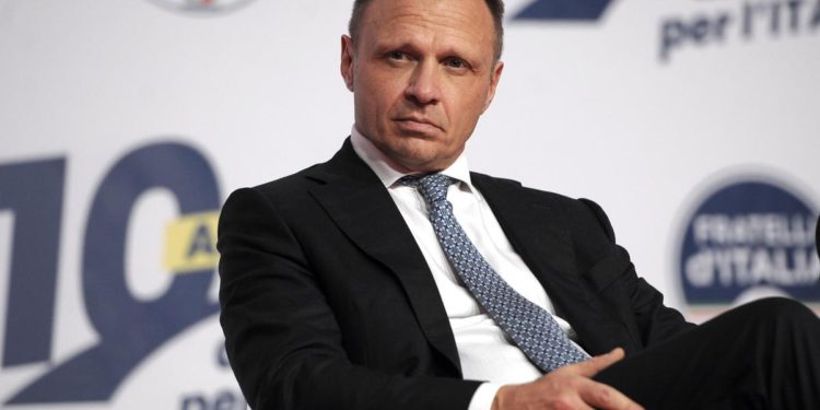 Governo, Lollobrigida: “Risultati di fronte agli occhi di tutti, spread in calo e mercati positivi”