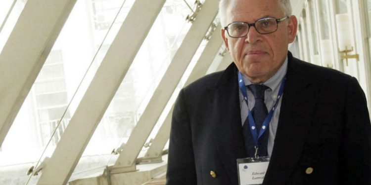 Ucraina, Luttwak: “Serve compromesso naturale come un plebiscito”