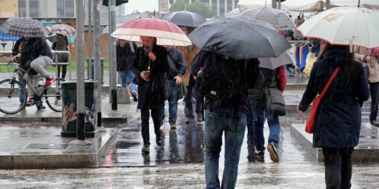 Piogge e temporali al Centro-Sud, allerta gialla in 9 regioni