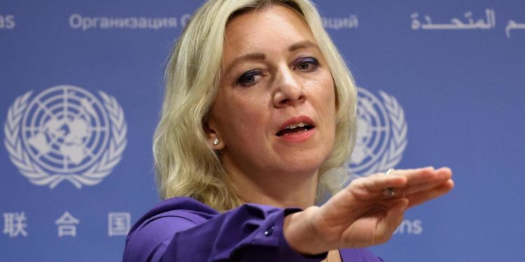 Ucraina, conferenza pace a inizio 2023: per la Russia è “follia”