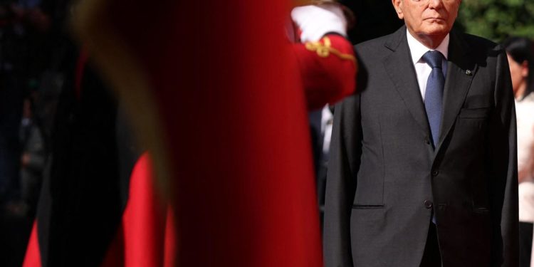 Mattarella: “Diritti umani assenti in tante parti del mondo”