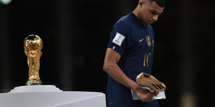 Mbappé rompe il silenzio: “Noi torneremo”