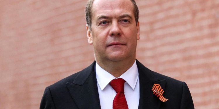 Ucraina, Medvedev: “Nemici Stato russi che vogliono sconfitta”