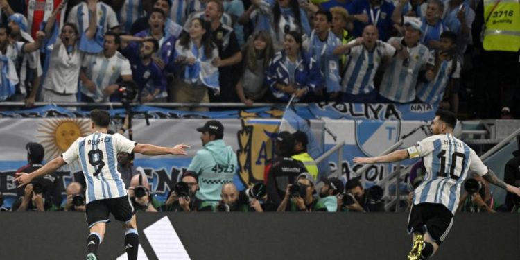 Mondiali 2022, Argentina-Australia 2-1: Messi contro Olanda nei quarti