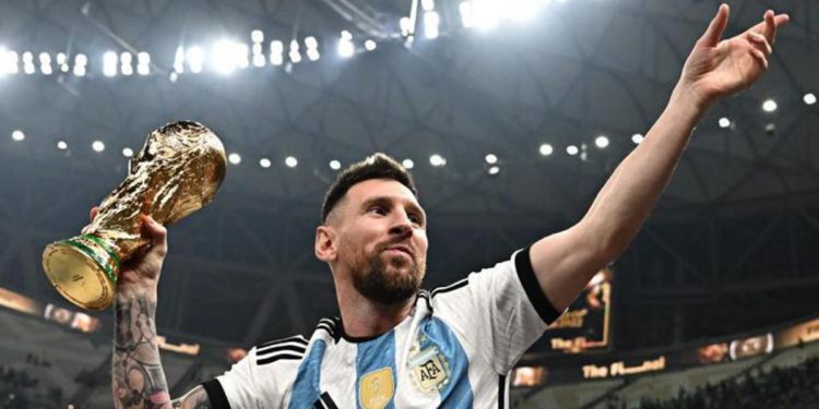 Foto di Messi con Coppa batte tutti i record anche su Instagram: il post di Zuckerberg