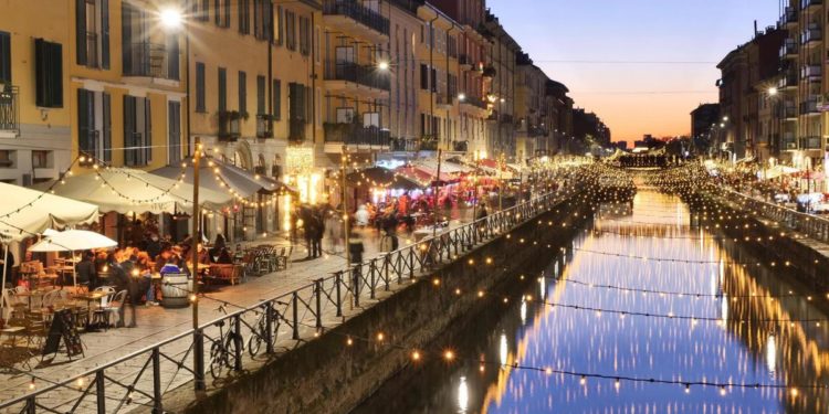 Covid, Schillaci: “Dati in calo, Ffp2 a Capodanno con anziani o fragili”