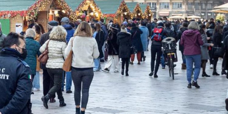 Covid Italia, Fiaso: +4,6% ricoveri ma calo in rianimazioni