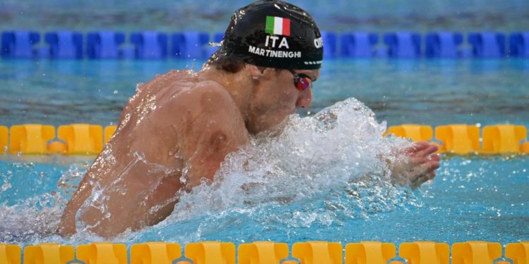 Nuoto, mondiali vasca corta: Martinenghi argento nei 100 rana