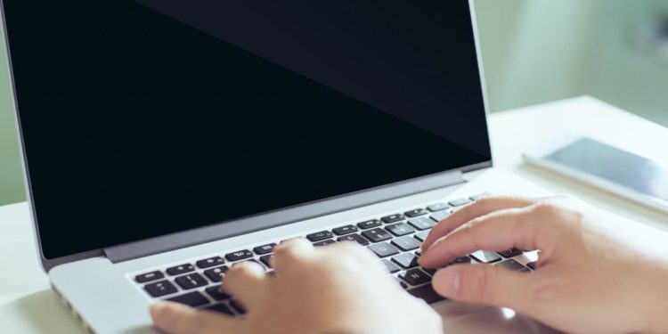 Mollicone: “Divario Nord-Sud anche digitale e culturale lede diritti costituzionali”