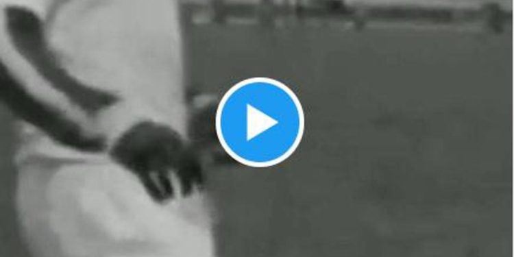 Le magie di Pelé ‘copiate’ da tutti: Maradona, Zidane, Messi – Video