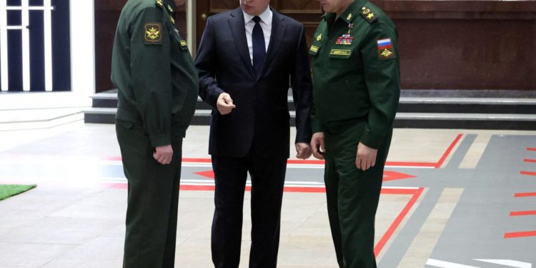 Russia schiererà soldati al confine con la Finlandia