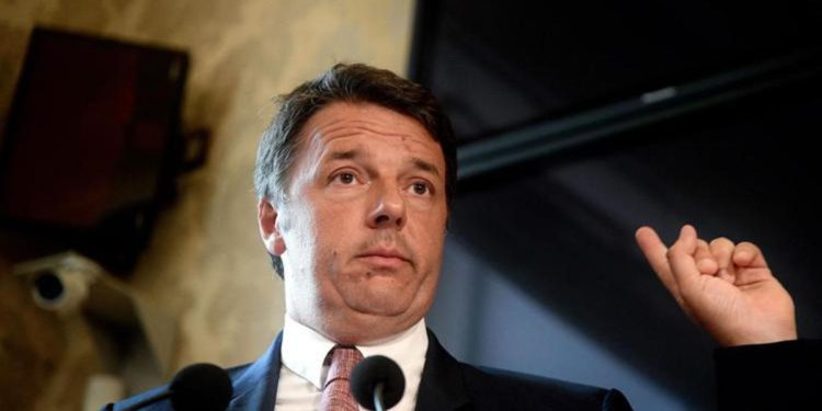 Renzi lancia petizione: “Meloni non cancelli bonus cultura giovani”
