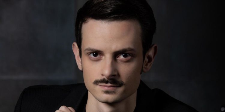 Il ritorno di Rovazzi con il brano ‘Niente è per sempre’: dedicato alla ex?