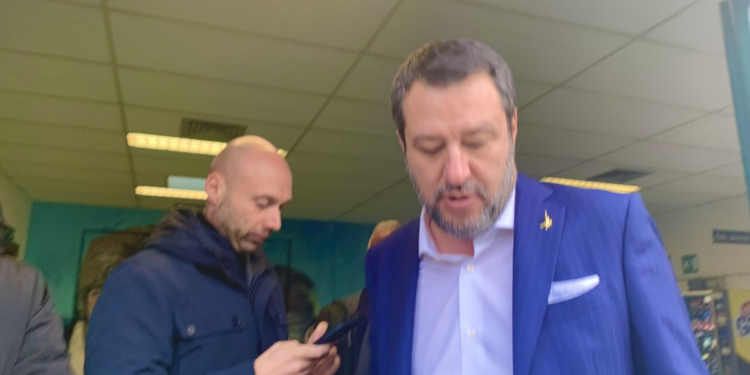 Toninelli e Trenta: “Fu Salvini a vietare ingresso Open Arms”