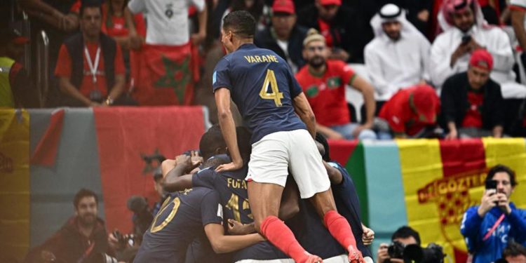 Mondiali 2022, Francia: allarme influenza prima di finale, casi aumentano