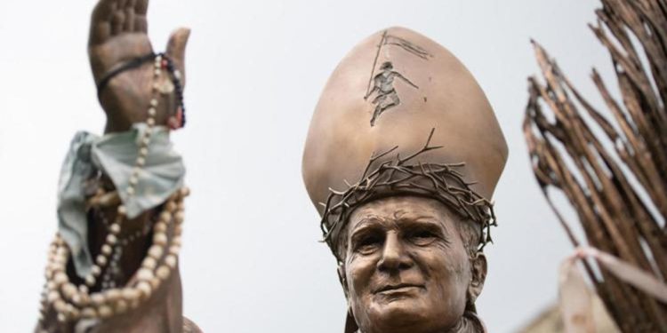 Pedofilia, stampa olandese: “Wojtyla sapeva di abusi sin da quando era arcivescovo Cracovia”